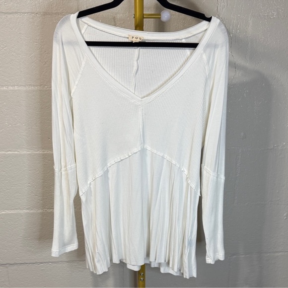 POL Elegant White V-Neck Tunic - Picture 6 of 10
